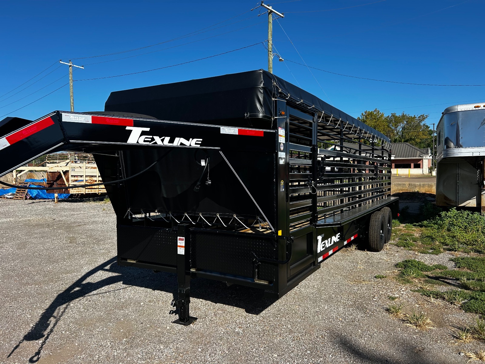 Texline 24x6.8 livestock trailer
