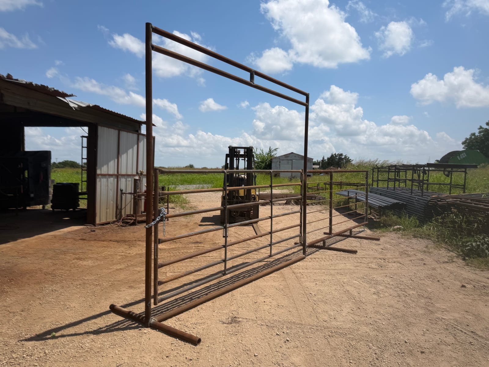 48x48 Cattle Working Pen 4