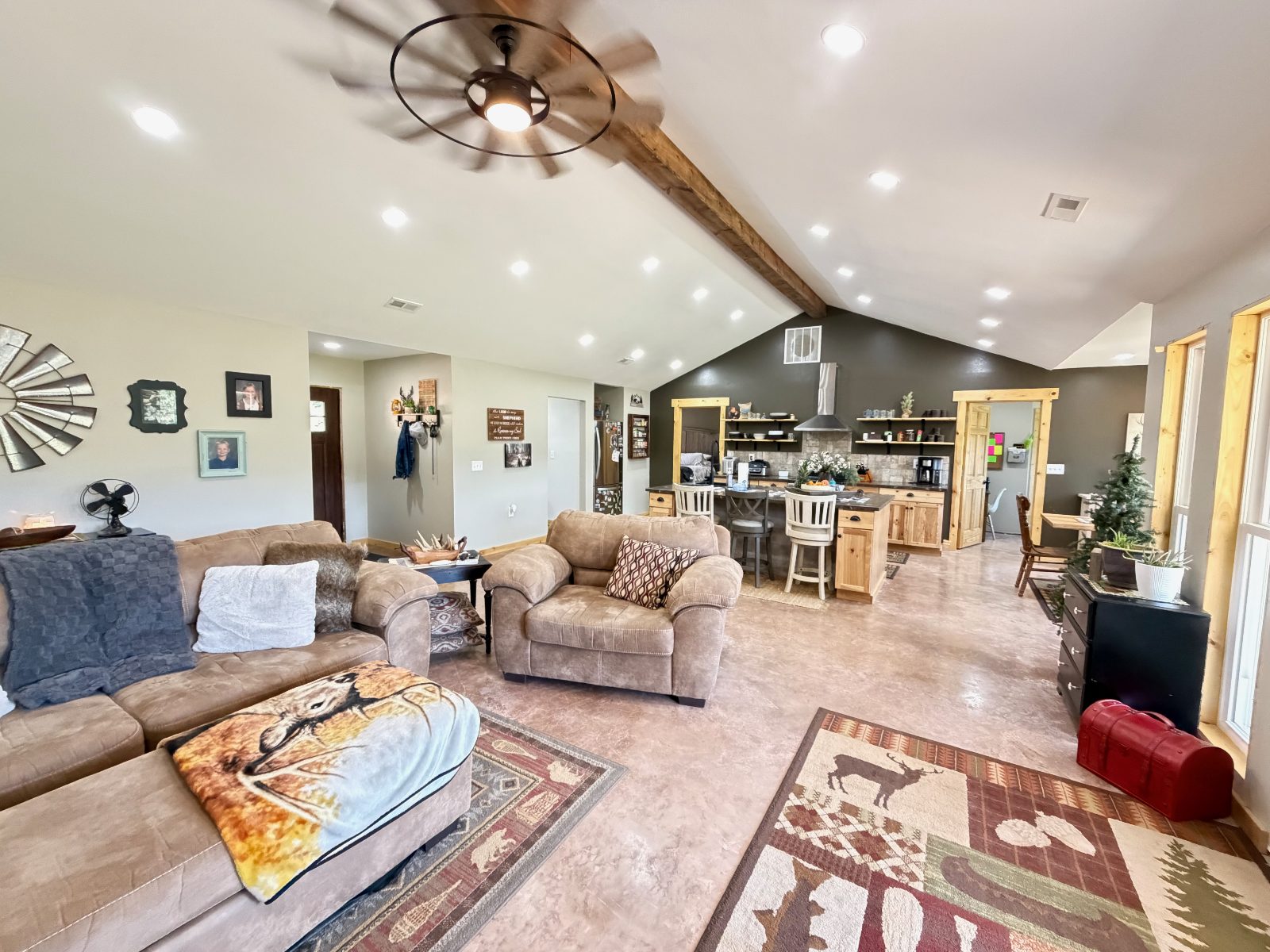 3 Bedroom 2 Bath Home on 143 acres Salem, MO 3